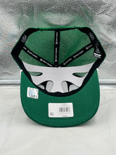Load image into Gallery viewer, Close-up view of Philadelphia Eagles NFL &#39;47 Brand Green Hitch Mesh Rope Snapback Adjustable Hat highlighting premium quality construction and adjustable snapback design.
