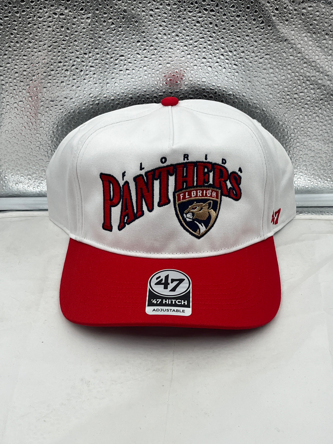 Florida Panthers NHL '47 Brand White Two Tone Wave Hitch Adjustable Snapback Hat front view showcasing stylish design and team logo.