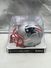 Load image into Gallery viewer, New England Patriots NFL Silver Riddell Speed Replica Mini Helmet
