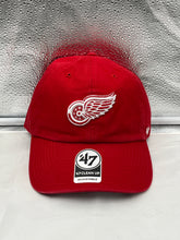 Load image into Gallery viewer, Detroit Red Wings NHL &#39;47 Brand Clean Up Red Adjustable Hat - Casey&#39;s Sports Store
