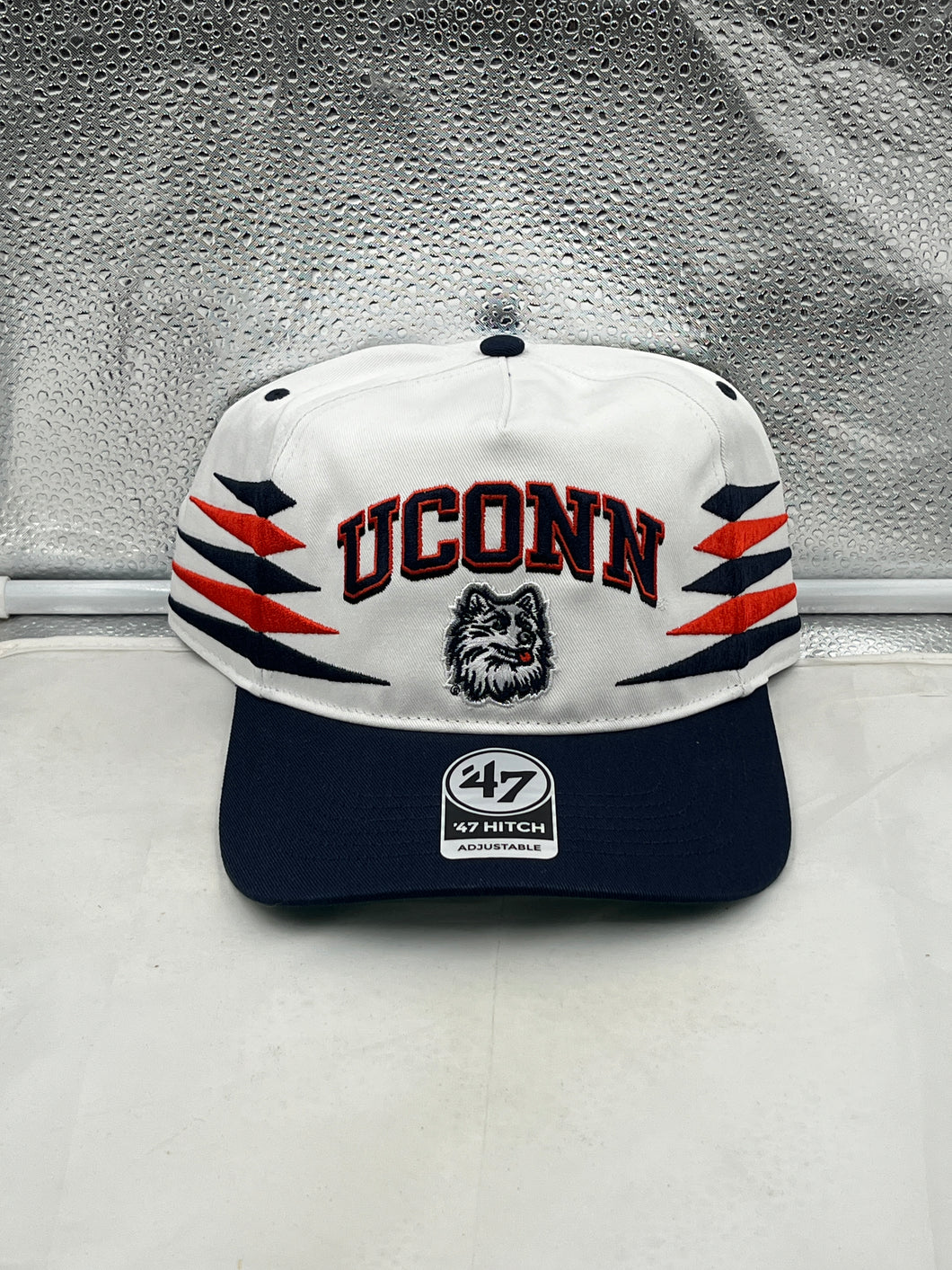UConn Huskies NCAA '47 Brand White Diamond Hitch Snapback Adjustable Hat showcasing a stylish design ideal for fans and alumni.