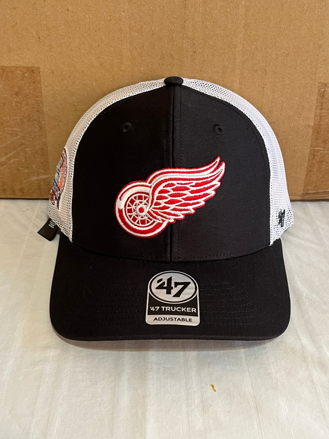 Detroit Red Wings NHL '47 Brand Black Trucker Mesh Adjustable Snapback Hat - Casey's Sports Store