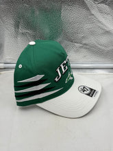 Load image into Gallery viewer, New York Jets NFL &#39;47 Throwback Green TT Diamond Hitch Snapback Adjustable Hat displayed from the front, showcasing its iconic design and classic team logo.
