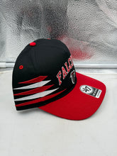 Load image into Gallery viewer, Stylish Atlanta Falcons NFL &#39;47 Brand Black TT Diamond Hitch Snapback Adjustable Hat displayed on a model, promoting team pride.
