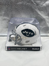 Load image into Gallery viewer, New York Jets NFL Riddell Speed White Throwback Mini Helmet - Casey&#39;s Sports Store
