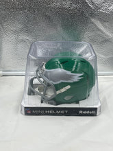 Load image into Gallery viewer, Philadelphia Eagles NFL Riddell Speed On-Field Alternate Green Mini Helmet - Casey&#39;s Sports Store
