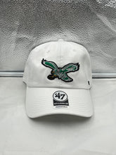 Load image into Gallery viewer, Philadelphia Eagles NFL &#39;47 Brand Throwback White Clean Up Adjustable Hat - Casey&#39;s Sports Store
