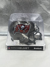 Load image into Gallery viewer, Tampa Bay Buccaneers NFL Throwback Gray Riddell Speed Mini Helmet
