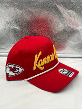 Load image into Gallery viewer, Kansas City Chiefs NFL &#39;47 Brand Red Script Rope Hitch Adjustable Snapback Hat - Casey&#39;s Sports Store
