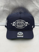 Load image into Gallery viewer, New York Yankees MLB '47 Brand Navy Hitch Rope Adjustable Snapback Hat showcasing premium quality fabric and stylish hitch rope design.
