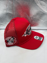 Load image into Gallery viewer, Cincinnati Reds MLB '47 Brand Throwback Red Hitch Rope Adjustable Snapback Hat worn outdoors at a game, highlighting team spirit and style.
