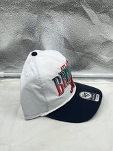 Load image into Gallery viewer, Atlanta Braves MLB &#39;47 Brand White TT Hitch Rope Adjustable Snapback Hat showcasing vintage style with eye-catching rope detail and bold team logo, perfect for fans and outdoor activities.
