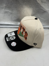 Load image into Gallery viewer, Close-up view of the San Francisco Giants MLB '47 Natural Two Tone Hitch Rope Adjustable Snapback Hat showcasing the unique rope detail accent, a distinctive feature of the San Francisco Giants hat.
