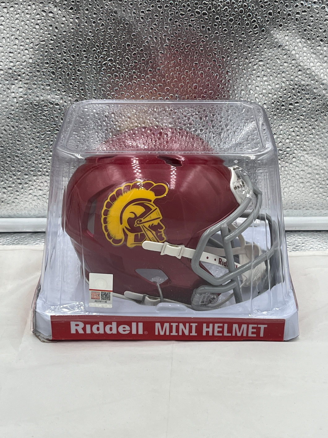 USC Trojans NCAA Red Riddell Speed Mini Helmet showcasing official team colors and logo, ideal for sports memorabilia collectors.