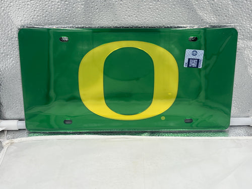 Oregon Ducks NCAA Green Acrylic Laser Cut License Plate by WinCraft showcasing vibrant team colors and precise logo design, perfect for Oregon Ducks fans.