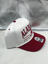 Load image into Gallery viewer, Side view of the Alabama Crimson Tide NCAA &#39;47 Brand White TT Hitch Rope Adjustable Snapback Hat highlighting the unique hitch rope detailing.
