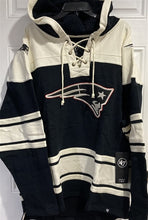 Load image into Gallery viewer, New England Patriots NFL &#39;47 Brand Superior Lacer Men&#39;s Hoodie Size 2XL - Casey&#39;s Sports Store
