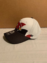 Load image into Gallery viewer, Arizona Cardinals &#39;47 Brand NFL Solo Wave Stretch Fit One Size Hat Cap - Casey&#39;s Sports Store
