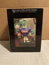 Load image into Gallery viewer, Florida Vs. Florida State Single Choke Rivalry Figurine 8&quot; Memory Company - Casey&#39;s Sports Store
