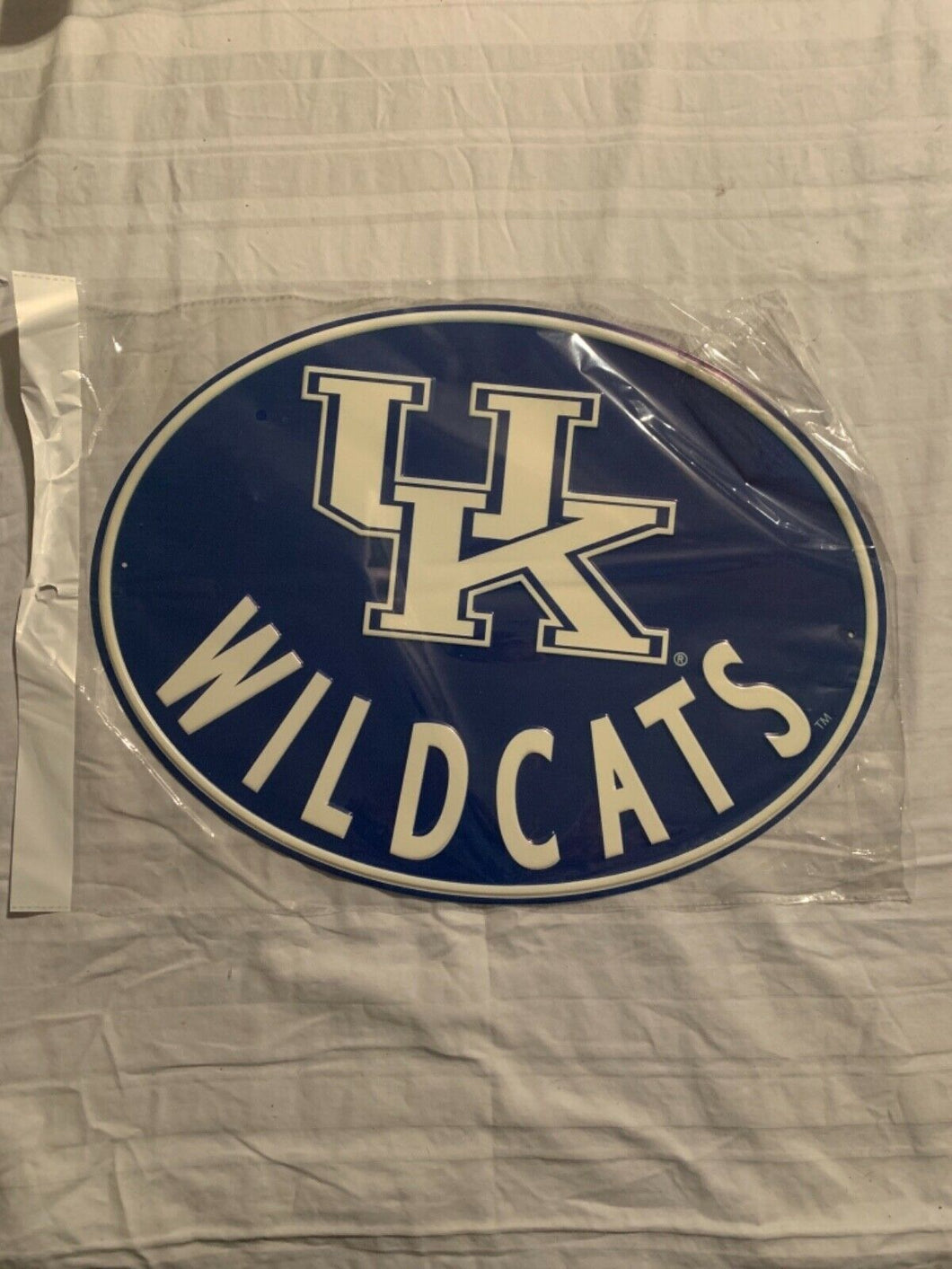Kentucky Wildcats NCAA Metal Embossed Oval Sign 16