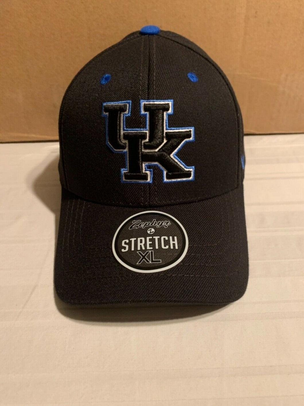 Kentucky Wildcats NCAA Zephyr Black Stretch Fit Size XL Hat Cap - Casey's Sports Store