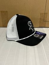 Load image into Gallery viewer, Chicago White Sox MLB &#39;47 Black MVP Adjustable Snapback Mesh Hat - Casey&#39;s Sports Store
