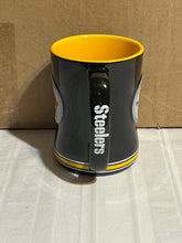 Load image into Gallery viewer, Pittsburgh Steelers NFL Boelter 14oz Mug Cup - Casey&#39;s Sports Store
