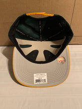 Load image into Gallery viewer, Oakland Athletics MLB &#39;47 Brand Green Sure Shot Two Tone Captain Snapback Hat - Casey&#39;s Sports Store
