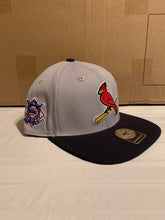 Load image into Gallery viewer, St. Louis Cardinals MLB &#39;47 Brand Gray Sure Shot Two Tone Captain Snapback Hat - Casey&#39;s Sports Store
