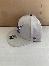 Load image into Gallery viewer, Charlotte Hornets NBA &#39;47 Brand Gray Boreland Captain Adjustable Snapback Hat - Casey&#39;s Sports Store
