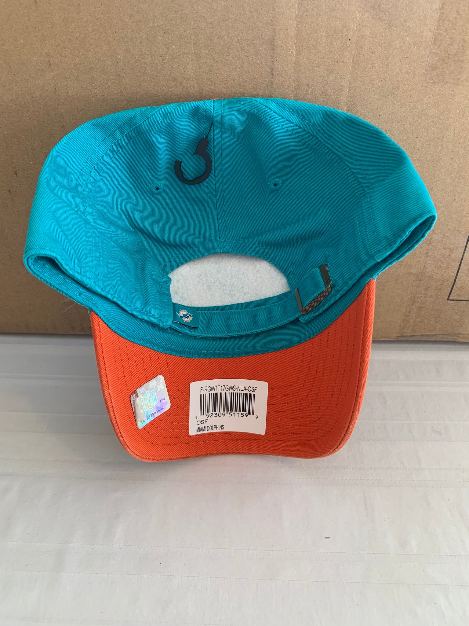 MIAMI DOLPHINS NEPTUNE 47 TRUCKER