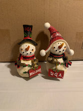 Load image into Gallery viewer, Georgia Bulldogs NCAA Snowman Figurine Set of 2 Hanna&#39;s Handiworks - Casey&#39;s Sports Store
