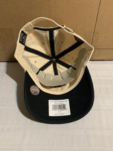 Load image into Gallery viewer, Pittsburgh Pirates Legacy MLB &#39;47 Brand White Two Tone Clean Up Adjustable Hat - Casey&#39;s Sports Store
