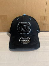 Load image into Gallery viewer, North Carolina Tar Heels NCAA Zephyr Black Stretch Fit One Size Hat Cap - Casey&#39;s Sports Store
