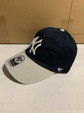 Load image into Gallery viewer, New York Yankees Throwback MLB &#39;47 Brand Navy Clean Up One Size Adjustable Hat - Casey&#39;s Sports Store
