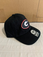 Load image into Gallery viewer, Georgia Bulldogs NCAA &#39;47 Brand Black Franchise Fitted Hat Size 2XL - Casey&#39;s Sports Store
