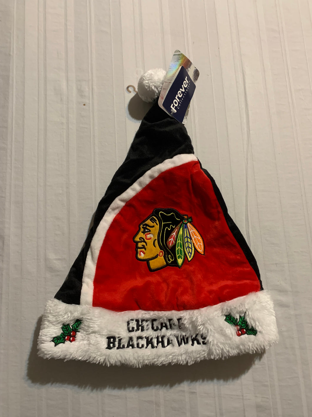 Chicago Blackhawks NHL Santa Hat Forever Collectibles - Casey's Sports Store