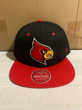 Load image into Gallery viewer, Louisville Cardinals NCAA Zephyr Black Two Tone Captain Snapback Hat - Casey&#39;s Sports Store
