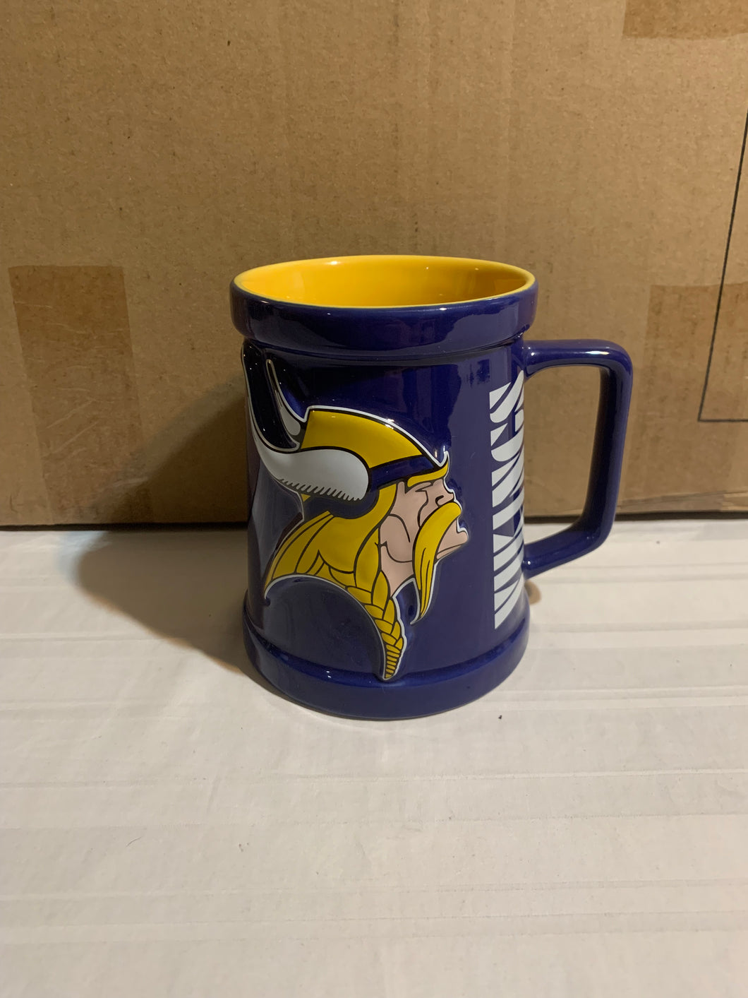 Minnesota Vikings NFL Xpres Purple Vintage Ceramic 24oz Mug - Casey's Sports Store
