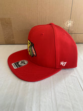 Load image into Gallery viewer, Chicago Blackhawks NHL &#39;47 Brand Red Adjustable Captain Snapback Hat - Casey&#39;s Sports Store
