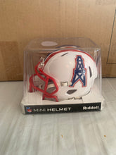 Load image into Gallery viewer, Houston Oilers Throwback NFL Riddell White Replica Mini Helmet - Casey&#39;s Sports Store
