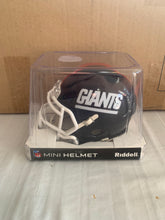 Load image into Gallery viewer, New York Giants Throwback NFL Riddell Blue Replica Mini Helmet - Casey&#39;s Sports Store
