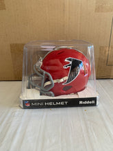 Load image into Gallery viewer, Atlanta Falcons Throwback NFL Riddell Red Replica Mini Helmet - Casey&#39;s Sports Store
