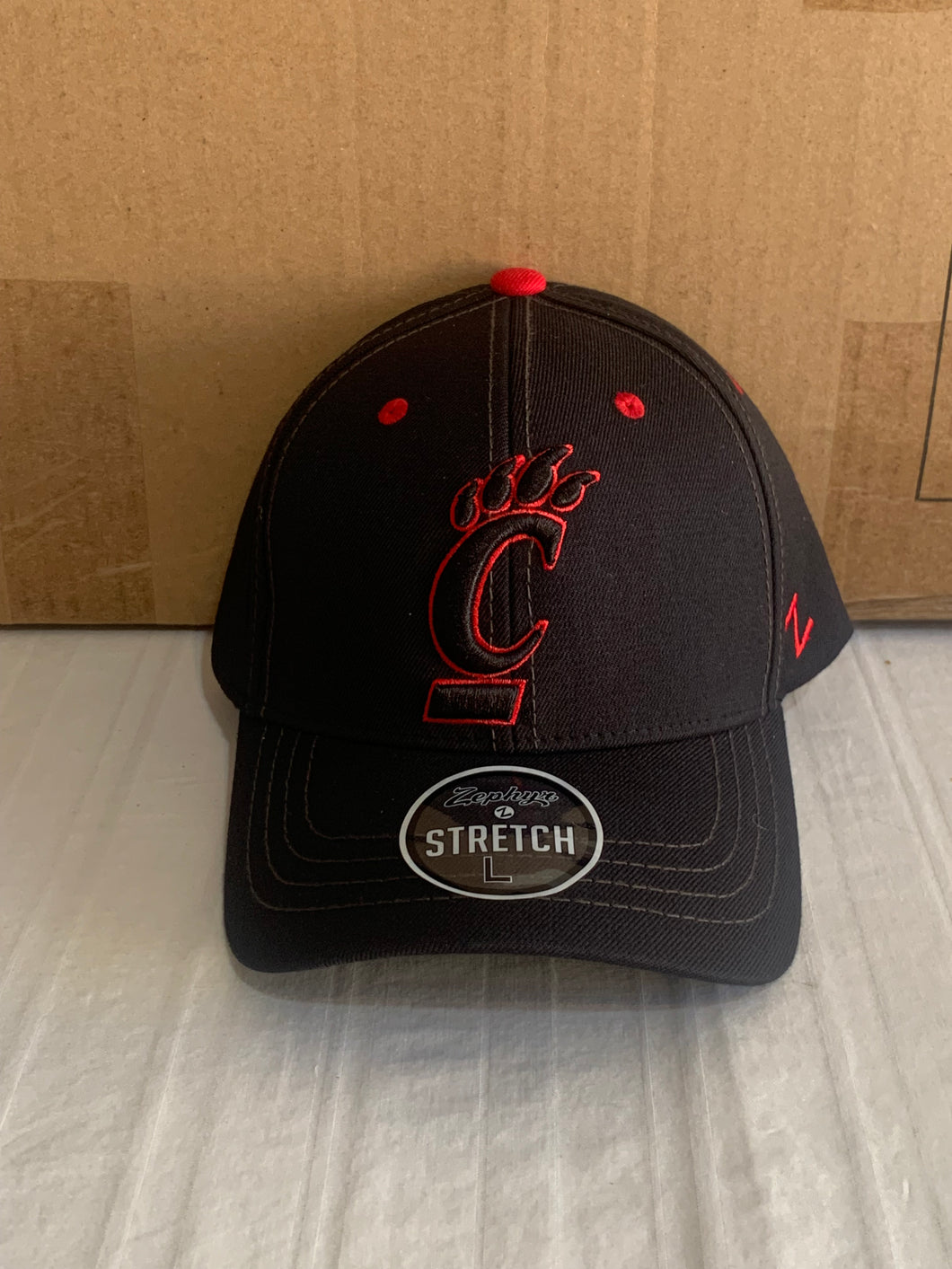 Cincinnati Bearcats NCAA Zephyr Black One Size Stretch Fit Hat Cap - Casey's Sports Store