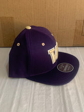 Load image into Gallery viewer, Washington Huskies Zephyr Purple Adjustable Snapback Hat - Casey&#39;s Sports Store
