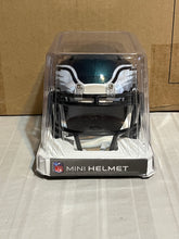 Load image into Gallery viewer, Philadelphia Eagles NFL Riddell Green Replica Mini Helmet - Casey&#39;s Sports Store
