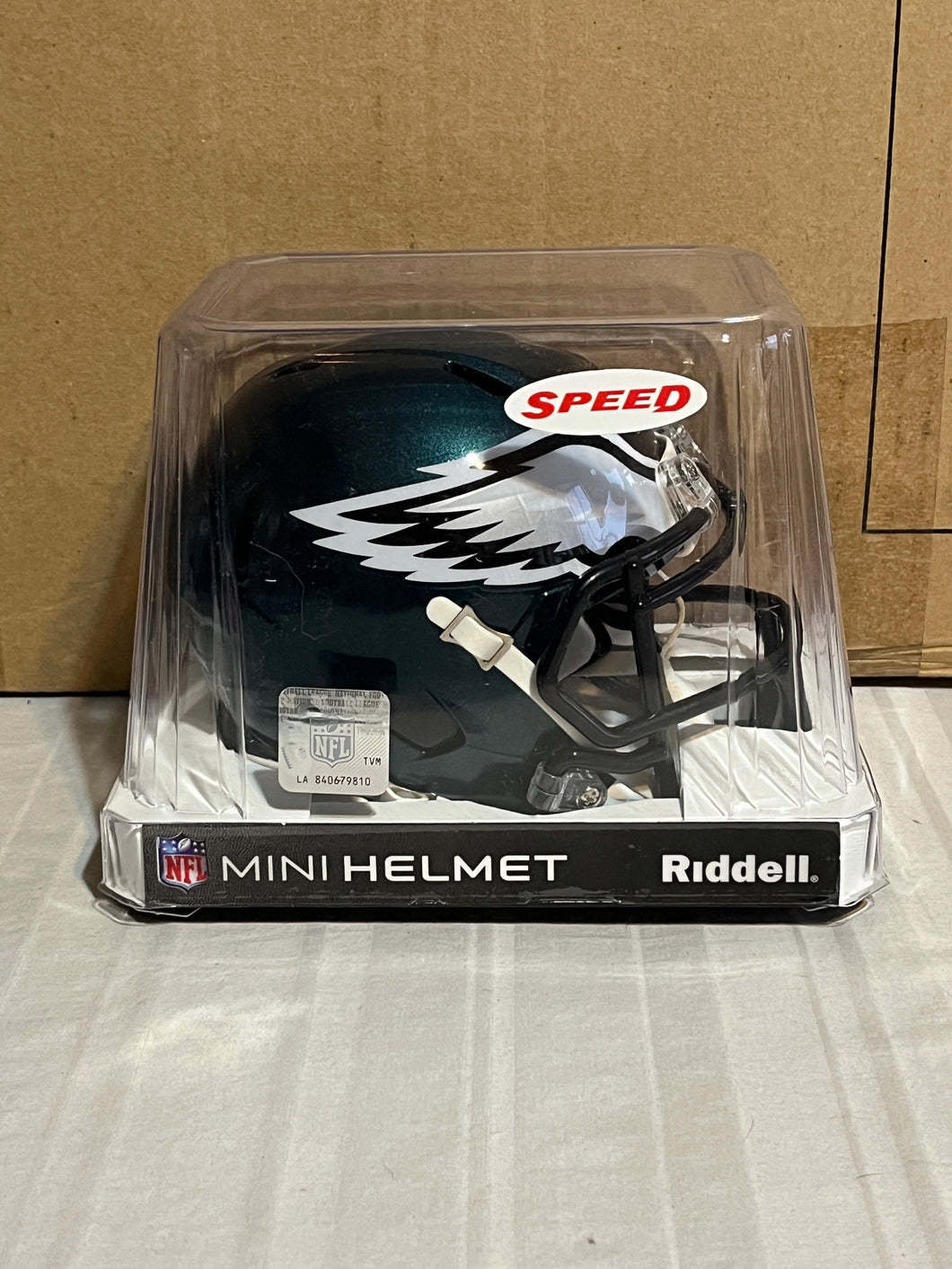 Philadelphia Eagles NFL Riddell Green Replica Mini Helmet - Casey's Sports Store